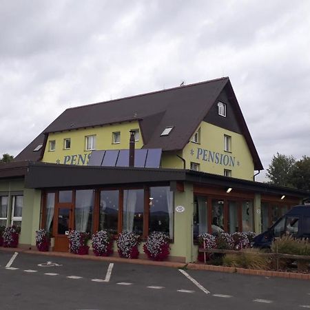 Motorest-Pension U Hrachu,S.R.O. Hotel Klatovy Exterior photo